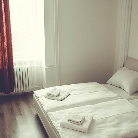 Hostel Ibex Прага Экстерьер фото
