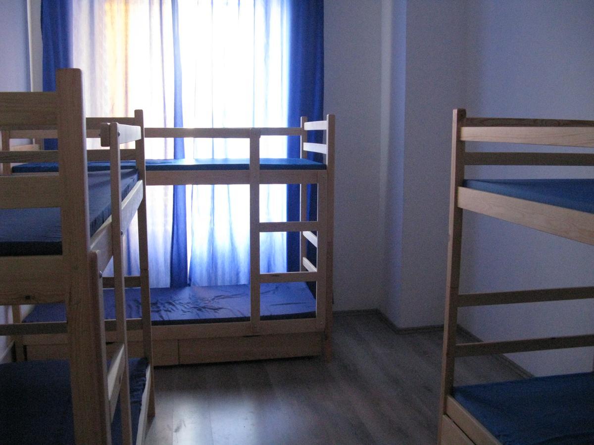 Hostel Ibex Прага Экстерьер фото