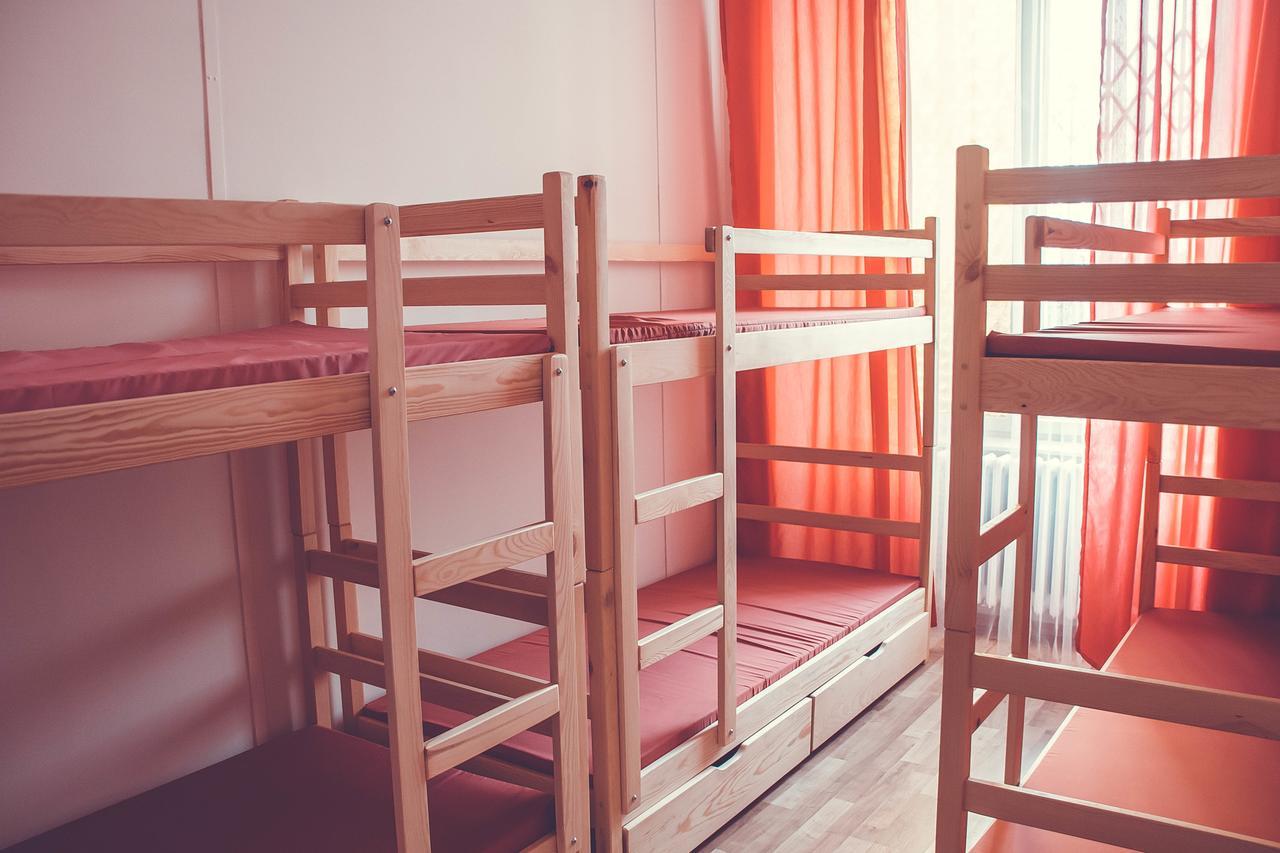Hostel Ibex Прага Экстерьер фото