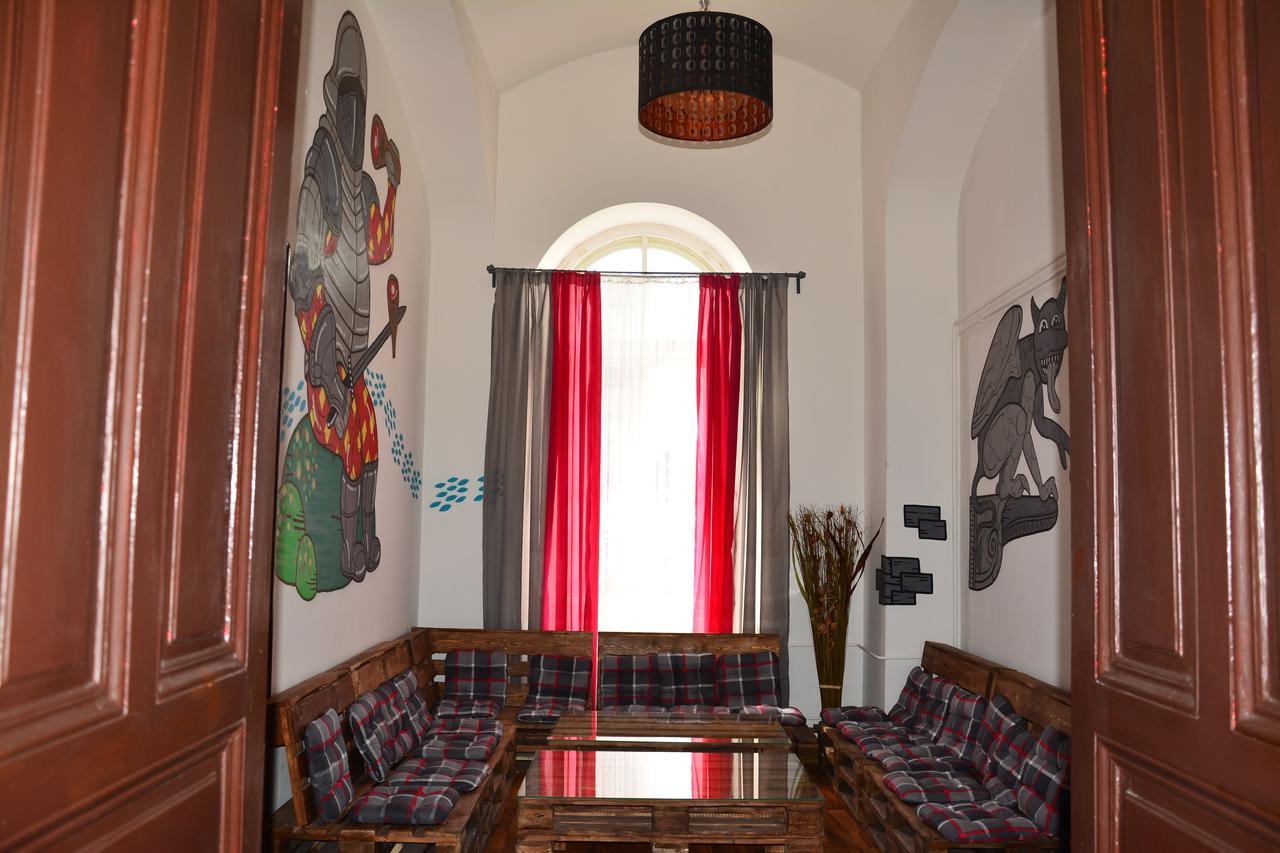 Hostel Ibex Прага Экстерьер фото